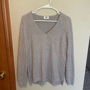 Grey sweater